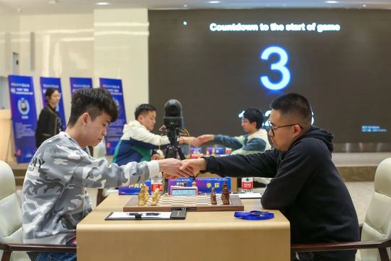 丝袜亚洲精品中文字幕一区